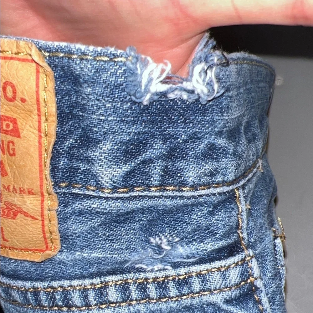 550 Levi's Men's Blue Jean Shorts 36